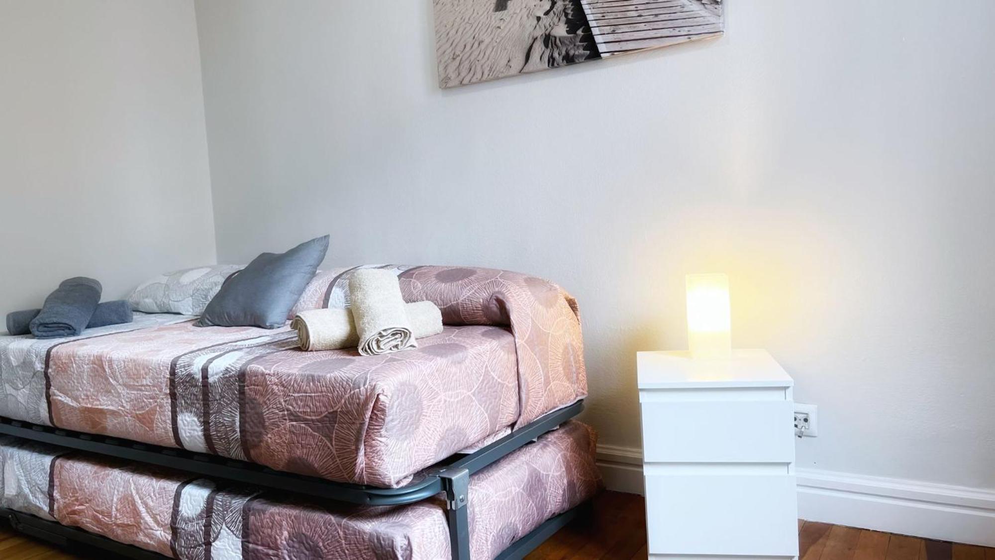 Centrica Y Amplia Vivienda Turistica Con Wifi Apartment Bilbao Exterior photo